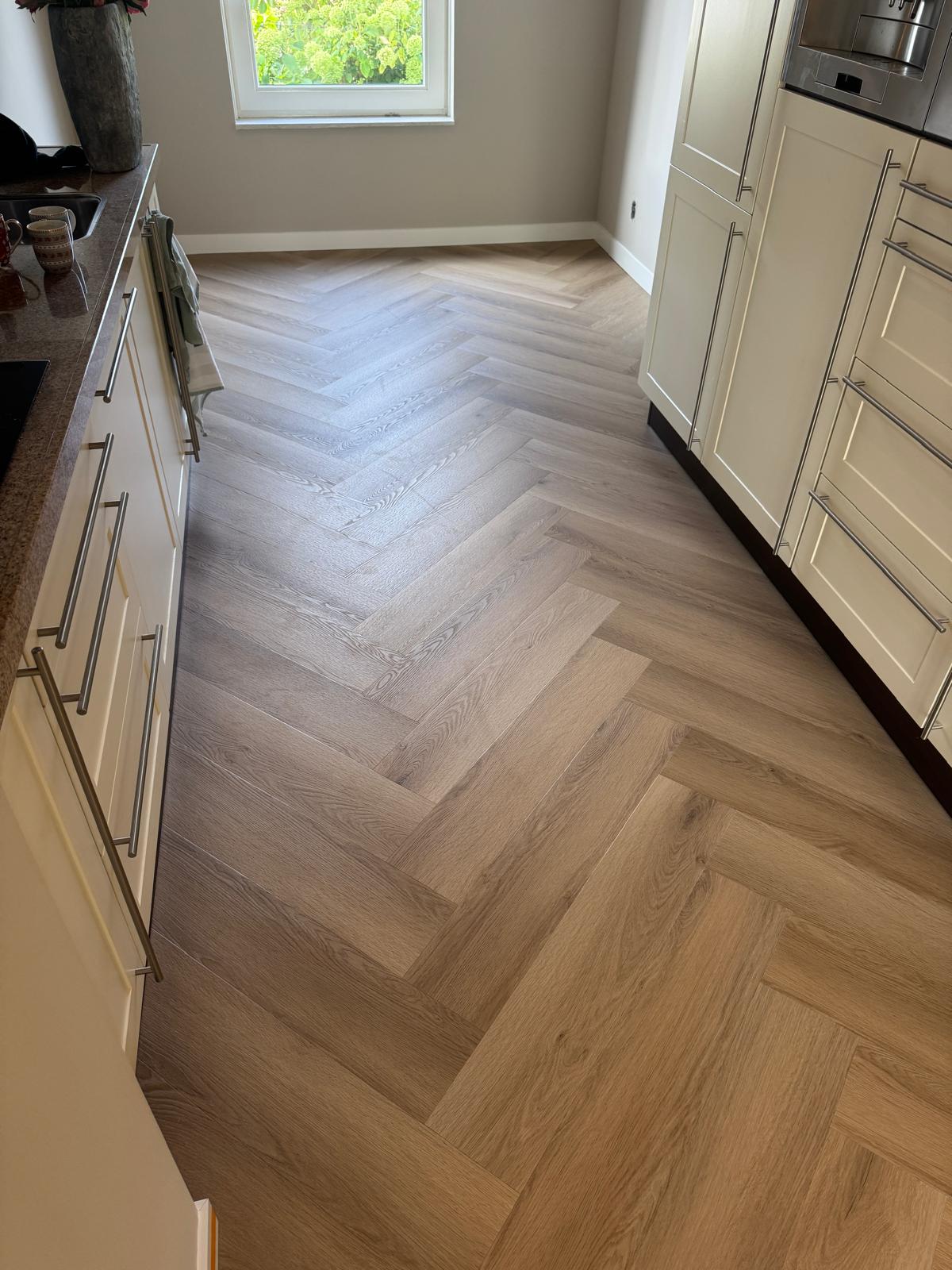 Marento Warm Oak 3013 Walvisgraat 4 WhatsApp Image 2025 10 02 at 14.58.54 1